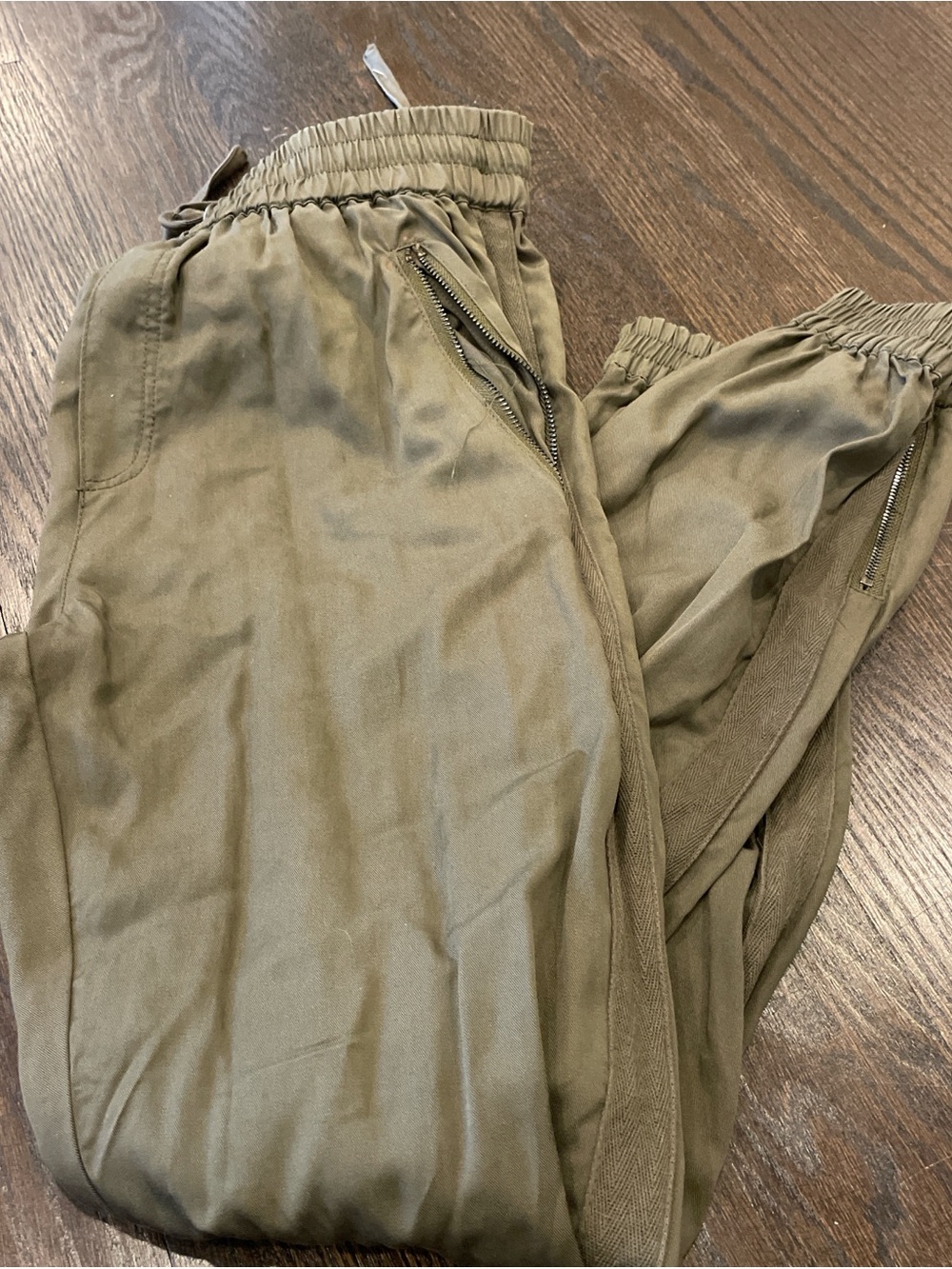 Fate Olive Elastic Waist Joggers